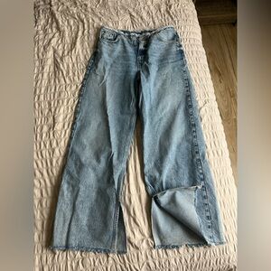 Women’s Light Blue Jeans